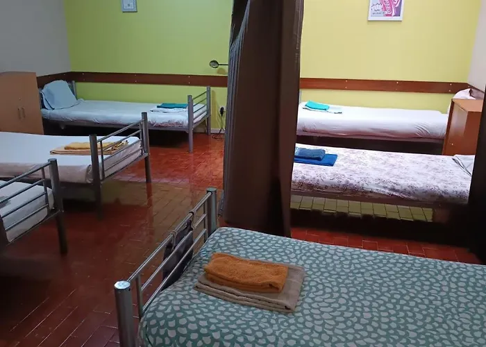 City Drops Clerigos Private Πανσιόν