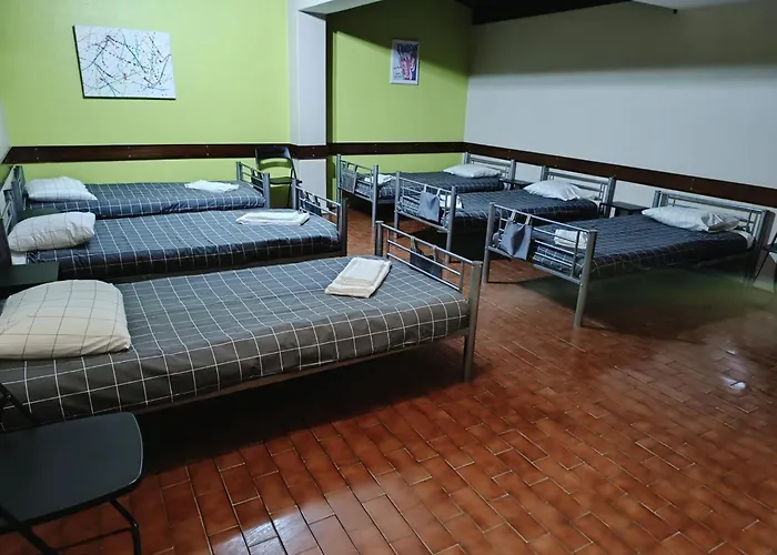 City Drops Clerigos Private